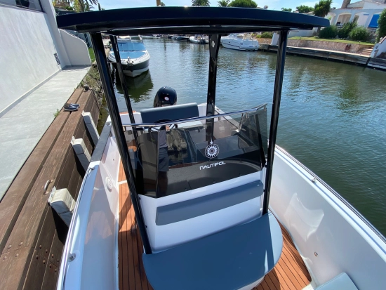 Nautipol Verssus V20 usata in vendita