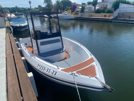 Nautipol Verssus V20 usata in vendita