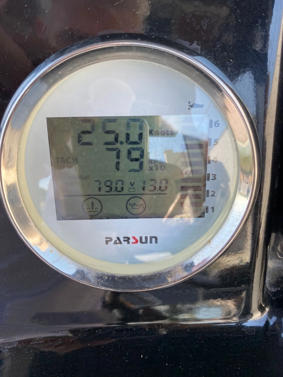 Nautipol Verssus V20 usata in vendita