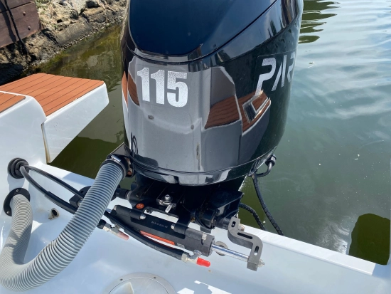 Nautipol Verssus V20 usata in vendita
