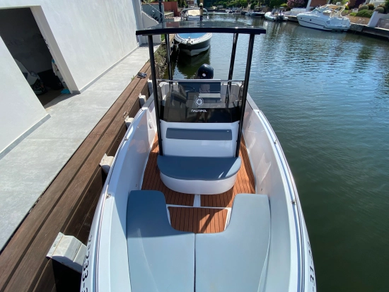 Nautipol Verssus V20 usata in vendita