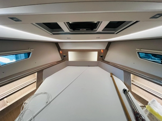 Sealine S335 usata in vendita
