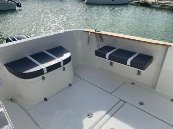Pacific Craft 750 Timonier usado à venda