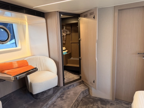 Azimut 66 Flybridge usata in vendita