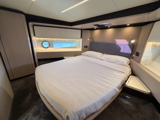Azimut 66 Flybridge usata in vendita
