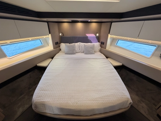 Azimut 66 Flybridge usata in vendita