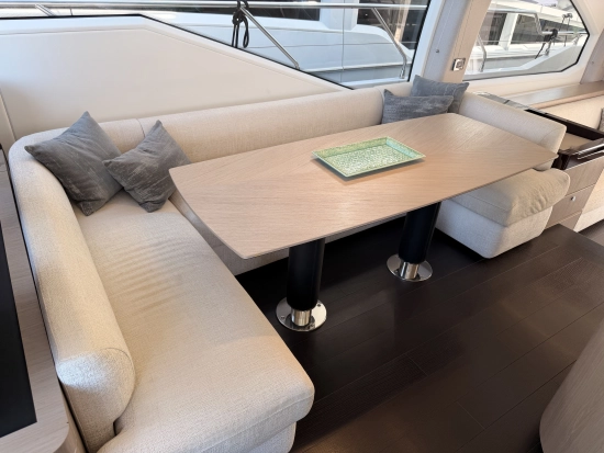 Azimut 66 Flybridge usata in vendita