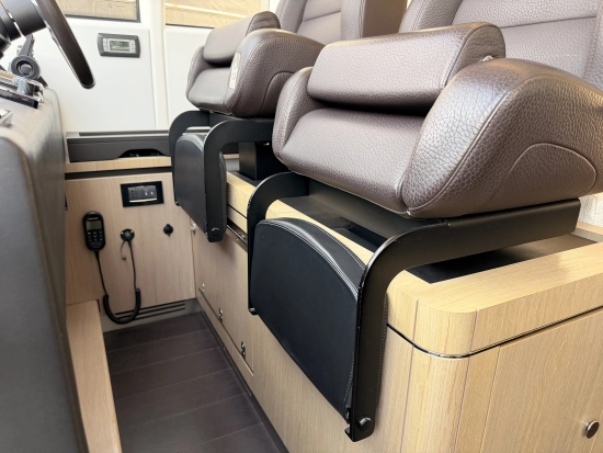Azimut 66 Flybridge usata in vendita