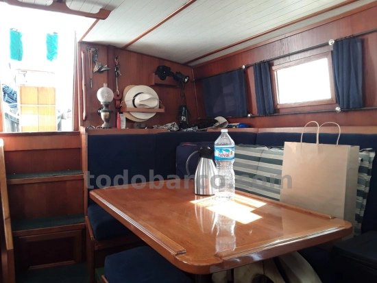 FRANEKER VALK CAPRI 40 usado à venda