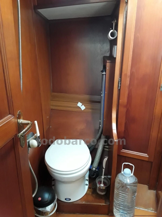 FRANEKER VALK CAPRI 40 usado à venda