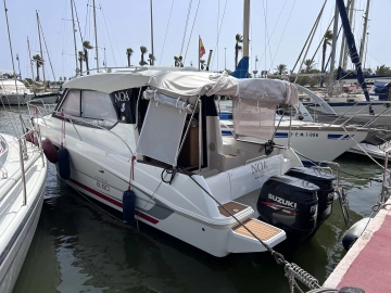 Beneteau Antares 8.80 usata in vendita