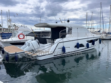 Sealine C390V usado à venda