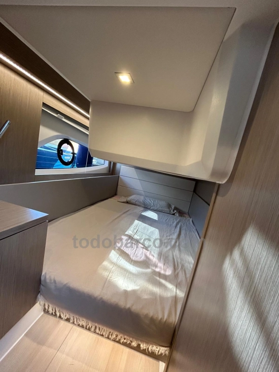 Sealine C390V de segunda mano en venta