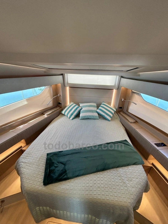Sealine C390V de segunda mano en venta
