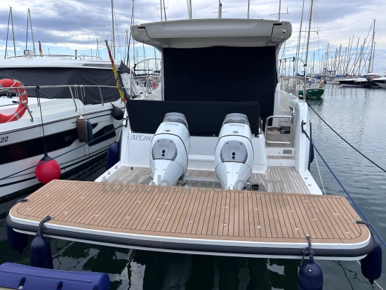 Sealine C390V de segunda mano en venta