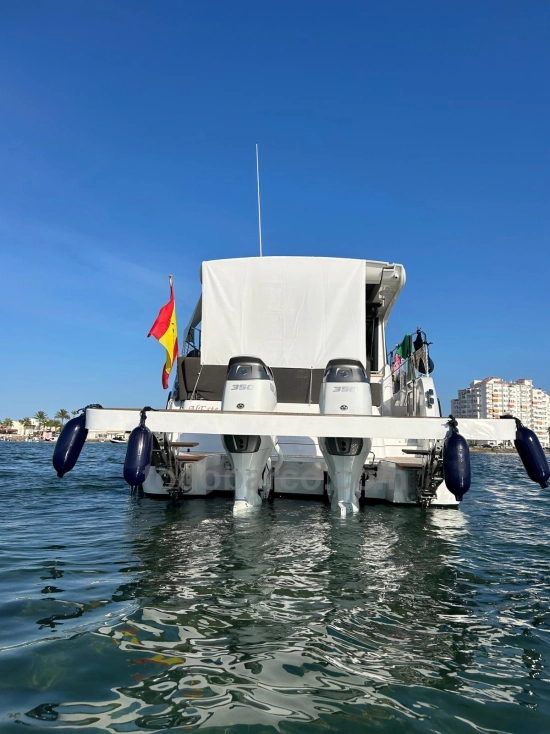 Sealine C390V de segunda mano en venta