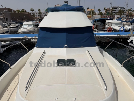 Beneteau Antares 1080 usado à venda