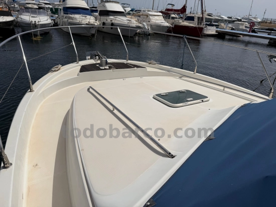 Beneteau Antares 1080 usado à venda
