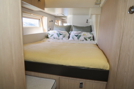 Beneteau Oceanis Yacht 62 usata in vendita