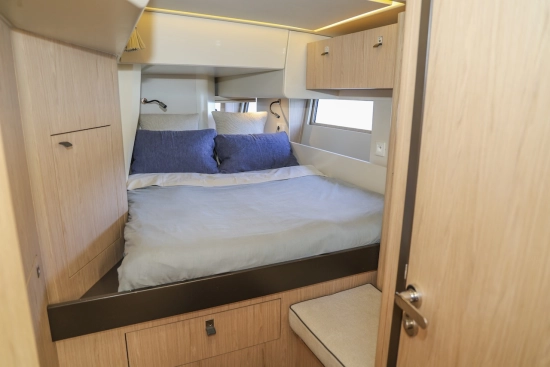 Beneteau Oceanis Yacht 62 usata in vendita