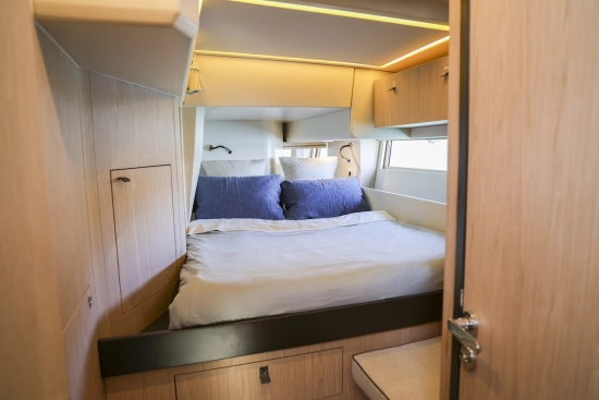 Beneteau Oceanis Yacht 62 usata in vendita