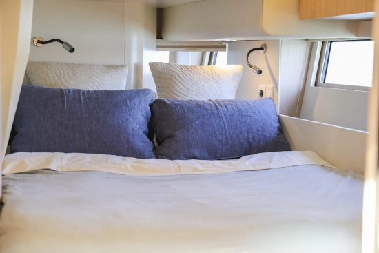 Beneteau Oceanis Yacht 62 usata in vendita