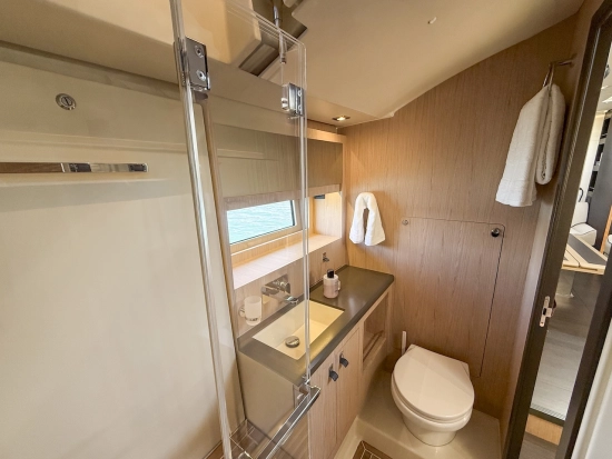 Beneteau Oceanis Yacht 62 usata in vendita