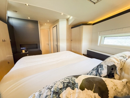 Beneteau Oceanis Yacht 62 usata in vendita