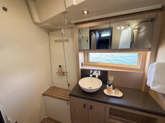 Beneteau Oceanis Yacht 62 usata in vendita
