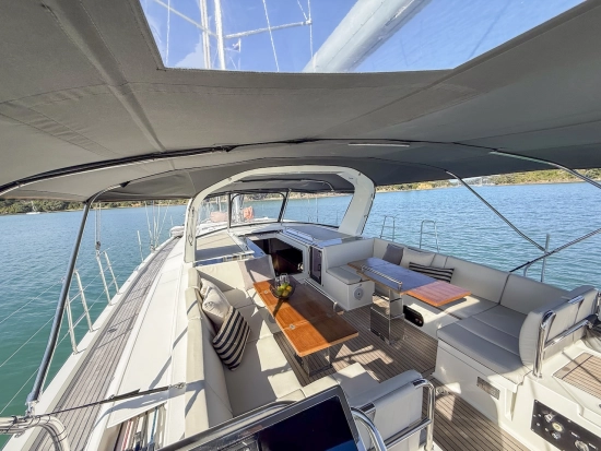 Beneteau Oceanis Yacht 62 usata in vendita