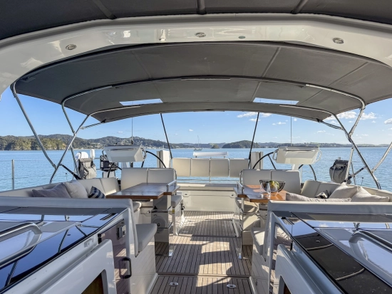 Beneteau Oceanis Yacht 62 usata in vendita