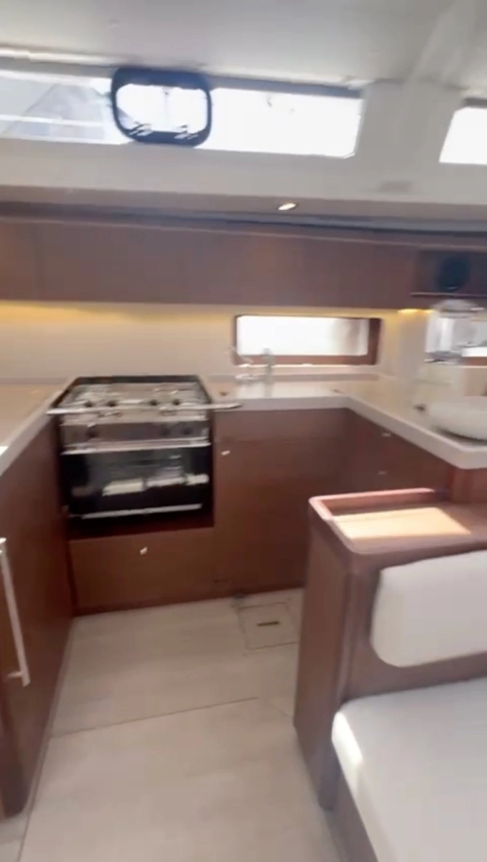 Beneteau OCEANIS 51.1 nuova in vendita