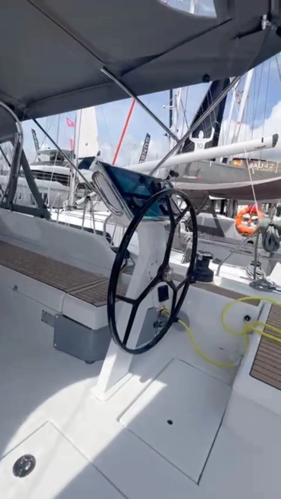 Beneteau OCEANIS 51.1 novos à venda