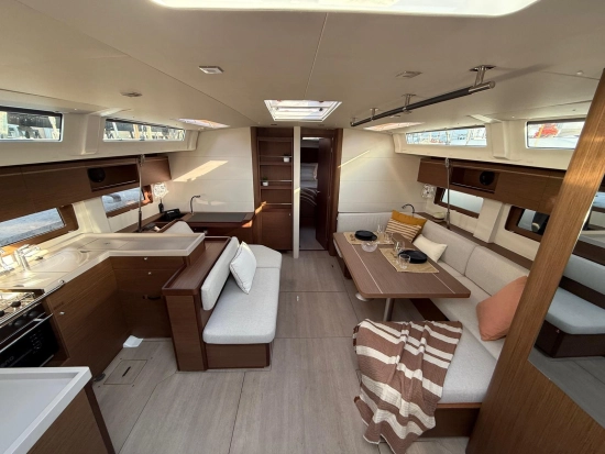 Beneteau Oceanis 51.1 nuova in vendita