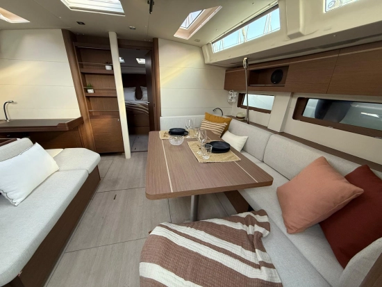 Beneteau Oceanis 51.1 nuova in vendita