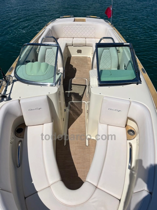 Chris Craft LAUNCH 27 preowned for sale