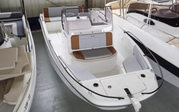 Beneteau FLYER 7 SPACEDECK preowned for sale