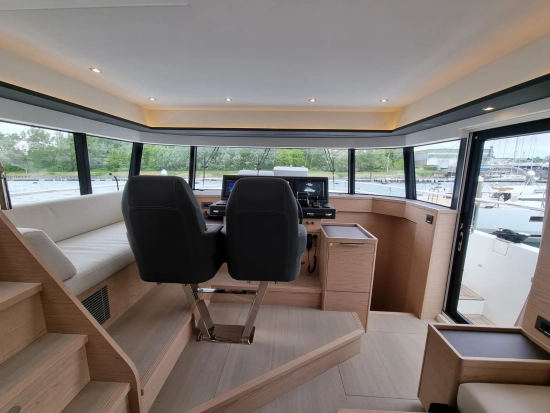 Beneteau GRAND TRAWLER 62 de segunda mano en venta