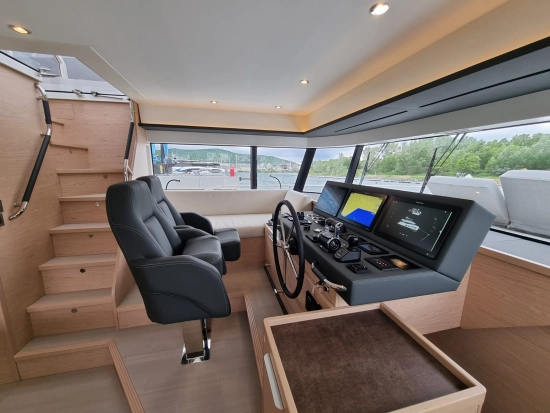 Beneteau GRAND TRAWLER 62 de segunda mano en venta