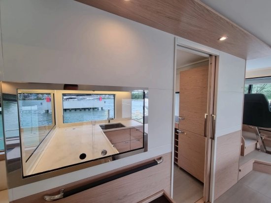 Beneteau GRAND TRAWLER 62 de segunda mano en venta