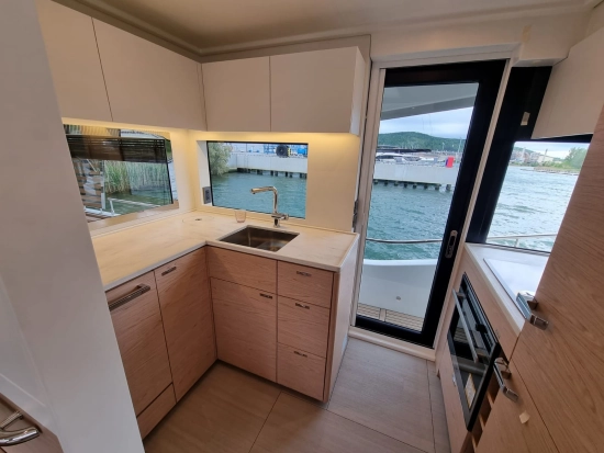 Beneteau GRAND TRAWLER 62 de segunda mano en venta