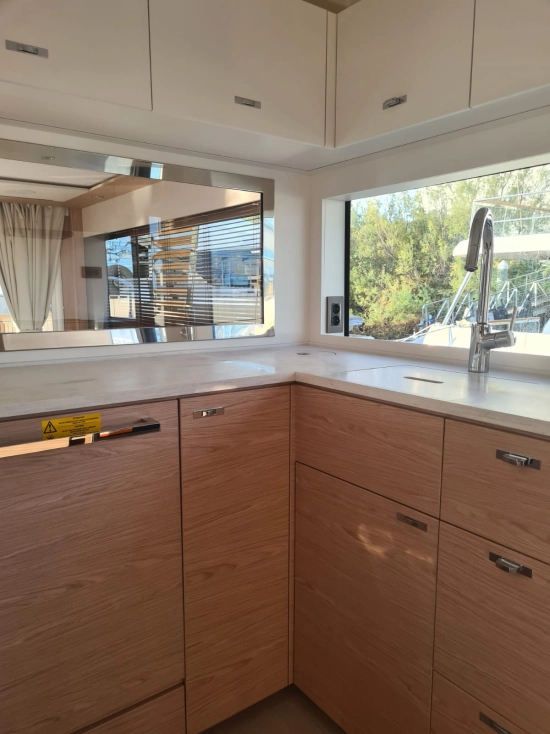 Beneteau GRAND TRAWLER 62 de segunda mano en venta