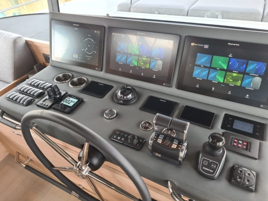 Beneteau GRAND TRAWLER 62 de segunda mano en venta