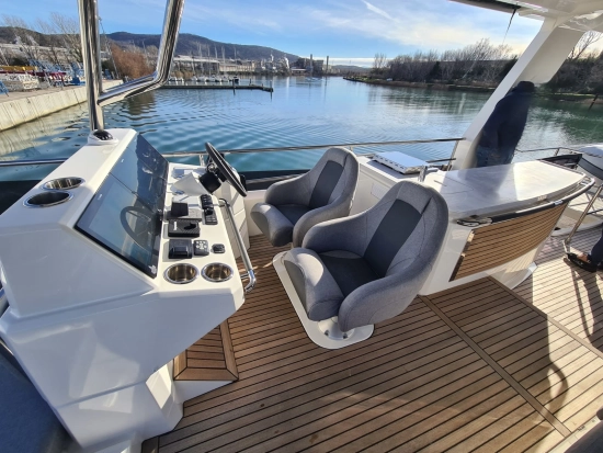 Beneteau GRAND TRAWLER 62 de segunda mano en venta