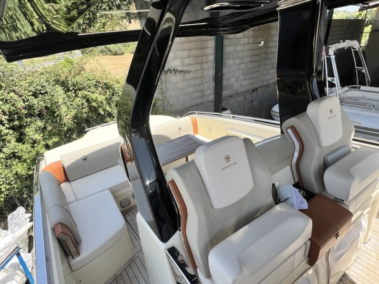 Invictus Yacht GT320 de segunda mano en venta