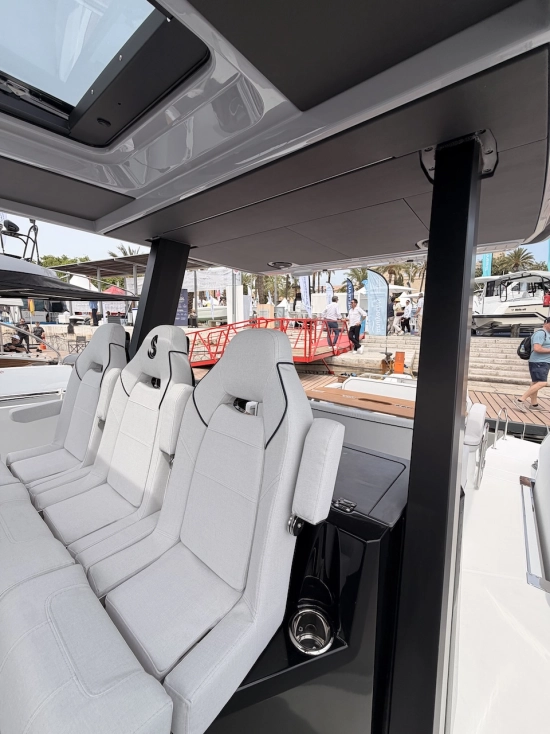 Beneteau GRAN TURISMO 35 novos à venda