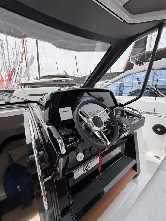 Beneteau GRAN TURISMO 35 novos à venda