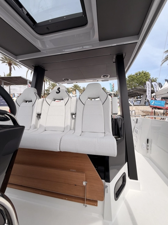Beneteau GRAN TURISMO 35 novos à venda