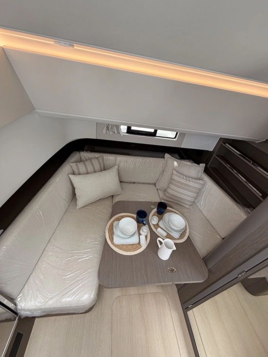Beneteau GRAN TURISMO 35 novos à venda