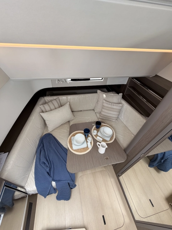 Beneteau GRAN TURISMO 35 novos à venda